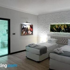 Real House Boutique Hotel